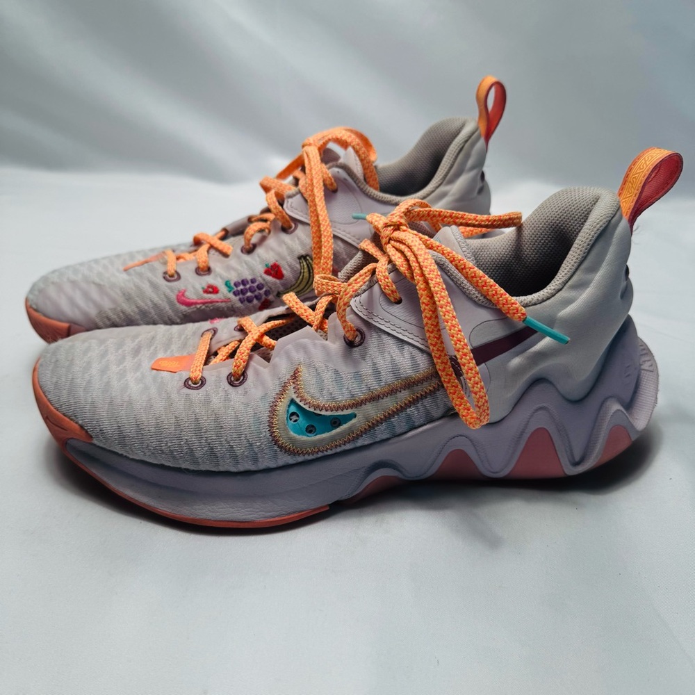Nike Mens Giannis Immortality Force Field Super Smoothie Basketball Shoes Size 9